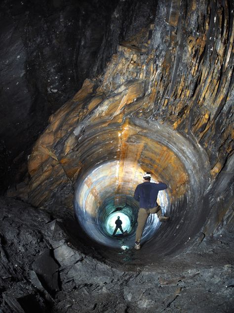 Abandoned Places In The Uk, Victorian Times, Bore Hole, North Wales, Left Behind, Abandoned Places, About Uk, Wales, Climbing