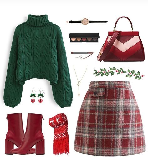 Church Outfit For Christmas, Outfits Ideas For Christmas, Outfits For Christmas Day, Christmas Witch Outfit, Christmas Fancy Outfit, Christmas Academia Outfits, Christmascore Outfits, Christmas Outfit Moodboard, 90s Christmas Aesthetic Outfits