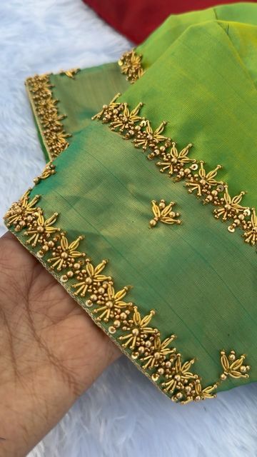 Green Zardosi Work Blouse, Gold Work Blouse Designs, Green Aari Work Blouse Design, Green Blouse Maggam Work Designs, Simple Thread Work Blouse Designs, Simple Aari Work Blouse Design, Green Blouse Designs, Modern Blouse, Netted Blouse Designs