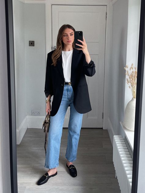 Straight Jeans Office Outfit, Levis Ribcage Straight Outfit, Levi’s Ribcage Straight Jeans Outfit, Jeans Outfit Professional, Levis Ribcage Jeans Outfit Winter, Levi’s Outfit Woman, Levi’s Ribcage, Women Conference Outfit, Levi’s Ribcage Outfit