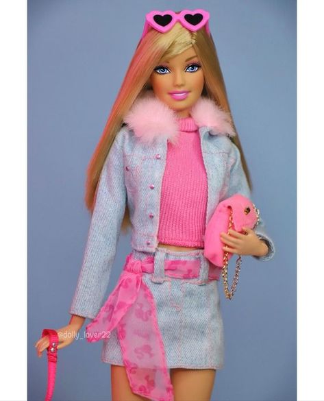 Barbie Halloween Costume, Barbie 90s, Dress Barbie Doll, Barbie Signature, Barbie 2000, Barbie Halloween, Custom Barbie, Barbie Costume, Barbie Dress Fashion