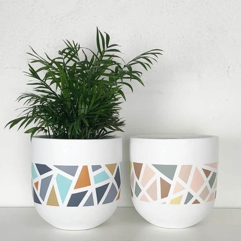 Hand Painted Planter, Plant Pot Design, Baked Clay, Diy Pottery Painting, Flower Pot Art, Plant Pot Diy, Painted Pots Diy, Flower Pot Design, Painted Plant Pots