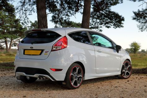 https://flic.kr/p/2kqFjdS | Ford Fiesta ST Ford St, Ford Rs, Ford Fiesta St, Twenty Twenty, Sci Fi Ships, Cars Uk, Ford Ka, Salvage Cars, Ford Cars