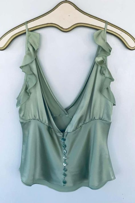 Silk Top Outfit, Runway Top, Designer Blouses, Mode Inspo, Spring Summer Outfits, Covered Buttons, Fashion Boutique, The Label, Aesthetic Clothes