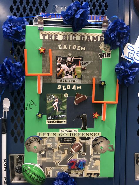 Football Locker Decorations, Senior Night Football, Locker Ideas, Senior Football, Locker Decorations, High School Seniors Photos, Senior Night, Senior Year, High School Seniors