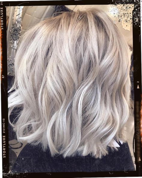 Hair Colour Ash Blonde, Ashy Blonde Shoulder Length Hair, Ash Blonde Hair Short Bob, Shoulder Length Silver Blonde Hair, Ashy Blonde Balayage Short Hair, Ash Blonde Bob Hairstyles, Ash Blonde Hair Medium Length, Silver Blonde Hair Short, Long Bob Ash Blonde