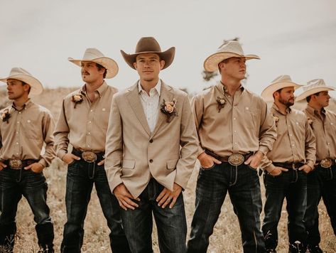 Western Wedding Photographer on Instagram: “This one’s for the boys🤘🏻” Western Wedding Mens Attire Groom And Groomsmen, Western Men’s Wedding Outfit, Cowboy Hat Groomsmen, Western Mens Wedding Attire, Western Wedding Mens Attire, Western Wedding Groomsmen Attire, Cowboy Wedding Outfit, Cowboy Formal, Western Groomsmen