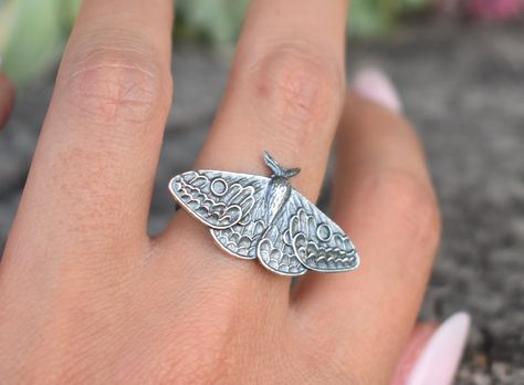 Moth Ring, Large Moth, Insect Ring, Ring Butterfly, Bijoux Art Nouveau, Gothic Ring, Snake Jewelry, Gothic Rings, Snake Earrings