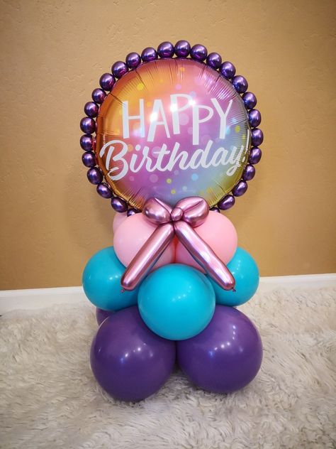 Centerpiece Simple Balloon Bouquet, Balloon Bouquet Centerpiece, Bouquet Centerpiece, Birthday Bouquet, Simple Birthday, Balloon Centerpieces, Balloon Bouquet, Balloons, Happy Birthday