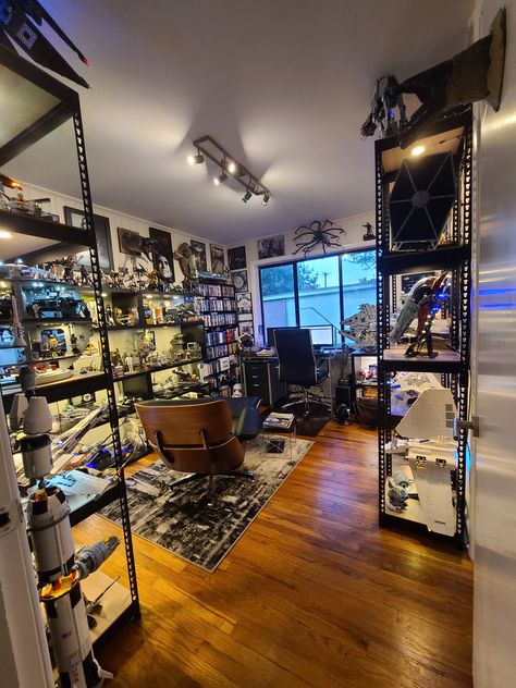 Video Game Man Cave, Gaming Room Man Cave, Nerdy Man Cave, Lego Gaming Room, Nerd Man Cave, Gamer Home Office, Nerd Display, Gamer Man Cave, Nerd Room Aesthetic