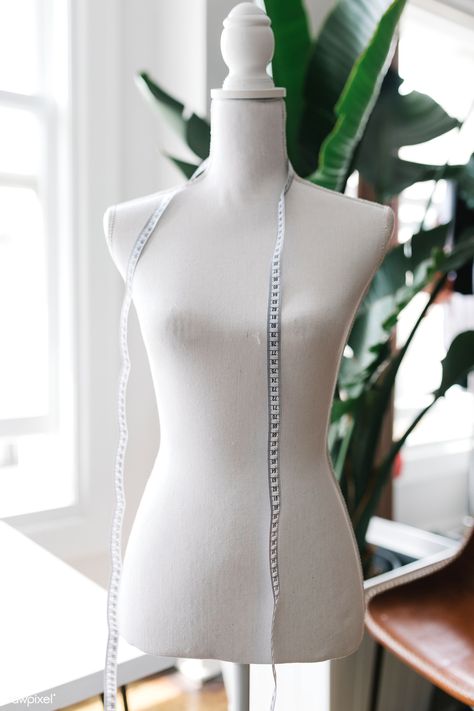 Measuring tape on a dummy mannequin | premium image by rawpixel.com / McKinsey Sewing Aesthetic, Fashion Mannequin, Sewing Photography, Dark Alley, Moda Aesthetic, Fashion Designer Studio, Costura Fashion, Dress Forms, Clothing Photography