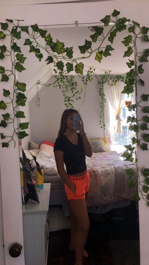 Vines Over Mirror, Fake Vines Around Mirror, Mirror With Vines Around It, Vines Around Mirror, Vines On Mirror, Long Mirror Decor, Mirror Vines, Vine Room, Vines Plants