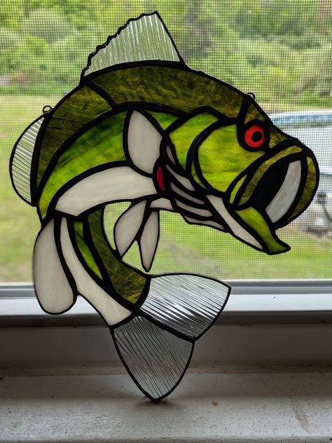 Stained Glass Bass Fish Pattern, Fish Stained Glass Window, Stained Glass Fish Patterns Free, Stained Glass Fish Patterns, Mosaic Sunset, Stained Glass Fish, Stained Glass Studio, Stained Glass Patterns Free, Custom Stained Glass