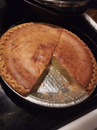 I got hooked on the Bean Pie I used to get from the Muslim bakery back home, so had to try and recreate it! This is very good and reminds me of pumpkin pie, except it's made from beans. :-) (To get the beans smoothly mashed, I would recommend a food processor). Bean Pie Recipe Desserts, Bean Pie Recipe Muslim, Muslim Bean Pie Recipe, Navy Bean Pie Recipe, Navy Bean Pie, Muslim Recipes, Bean Pie Recipe, Weird Recipes, Muslim Food