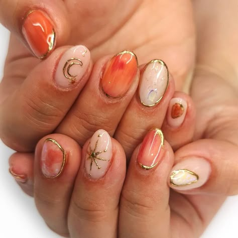 Quilt Nails Designs, Trendy Orange Nails, Thanksgiving Makeup Look, College Nails, Thanksgiving Makeup, Sun Nails, Boho Nails, Hippie Nails, Cute Simple Nails