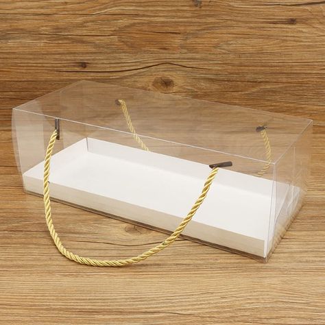 High quality: the cake box is made of food grade PET and white cardboard materials. It is reusable, water and oil resistant, and can keep the desserts more hygienic and fresh. Size: the size of this cake box is 27.5 * 11 * 19.5 cm / 10.8 * 4.3 * 7.6 inches. The cake box retains good transparency, so you can decorate it to meet your different needs. Easy to assemble: this cake box is easy to assemble. After receiving the cake box, you need to assemble the cake box yourself. The clear pleats are Sandwich Dessert, Swiss Roll Cake, Dessert Gifts, Packaging Ideas Business, Bakery Packaging, Cake Packaging, Dessert Display, Clear Box, Swiss Roll