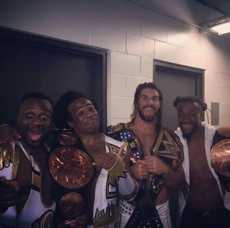 WWE Tag Team Champions The New Day celebrating with WWE World Heavyweight and United States Champion Seth Rollins at SummerSlam. Wwe Backstage, Xavier Woods, Wwe Seth Rollins, The Shield Wwe, Wwe Tag Teams, Seth Freakin Rollins, Wwe World, Wrestling Superstars, Royal Rumble