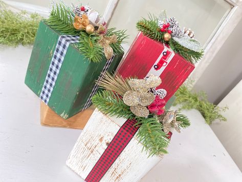 Wood Presents Diy Christmas, Diy Wood Block Christmas Presents, Faux Wood Christmas Presents, Wooden Christmas Packages Diy, Wood Christmas Presents Decor, Diy 4x4 Wood Projects Christmas, Diy Wooden Present Decor, Christmas Packages Out Of Wood, Diy Wood Christmas Presents