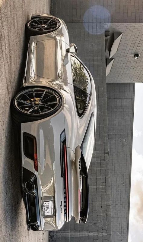 Porsche Macbook Wallpaper, Porshe 911gtr, Porsche 911turbo, Crazy Wallpaper, Cool Car Pictures, Gt Cars, Hd Desktop, Best Luxury Cars, Porsche Cars