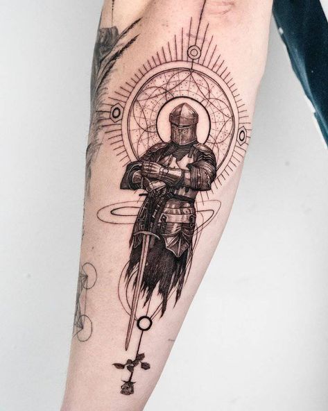 20 Magnificent Knight Tattoo Ideas To Inspire A Life Of Honor 4 Ritter Tattoo, Knight Tattoo Ideas, Tattoo For Boyfriend, Knight Tattoo, Heart Piercing, Complicated Love, Female Knight, The Knight, Home Tattoo