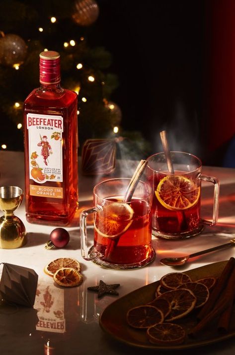 Christmas Cocktail Photography, Holiday Cocktail Photography, Christmas Drink Photography, Christmas Food Photoshoot, Alcohol Photoshoot, Gin Photography, Negroni Cocktail Recipe, Beefeater Gin, Blood Orange Cocktail