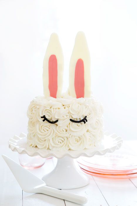 Bunny Ear Cake Surprise Inside Cake, Whipped Buttercream, Easter Cake Recipes, Inside Cake, Easter Bunny Cake, Cake Video, I Am Baker, Torte Cupcake, Bunny Party