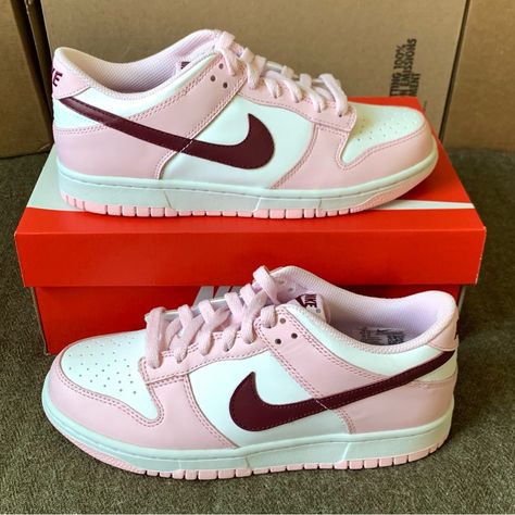 Cortez Shoes, Nike Vomero, Nike Classic Cortez, Rare Nikes, Pink Barbie, Womens Air Jordans, Nike Classic, Nike Dunk High, Nike Air Huarache