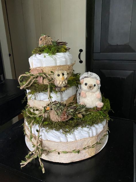 Mushroom Diaper Cake, Hedgehog Baby Shower Ideas, Woodland Diaper Cake, Jake Baby, Hedgehog Baby, Baby Theme, Baby Shower Theme Decorations, Baby Hedgehog, Baby Shower Diaper Cake