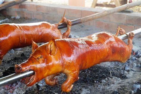 Lechon Baboy Filipino Food, Lechon Baboy, Filipino Pork Recipes, Pig Roast, Filling Breakfast, Eat Pray, Eat Pray Love, Pinoy Food, All I Ever Wanted