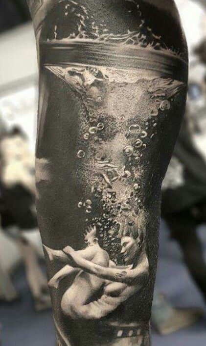 Black work submerged under water tattoo | www.otziapp.com Negative Space Tattoo, Dove Tattoos, Egiptul Antic, Water Tattoo, Marvel Tattoos, Scary Tattoos, Nautical Tattoo, Wolf Tattoo Design, Cat Tattoos