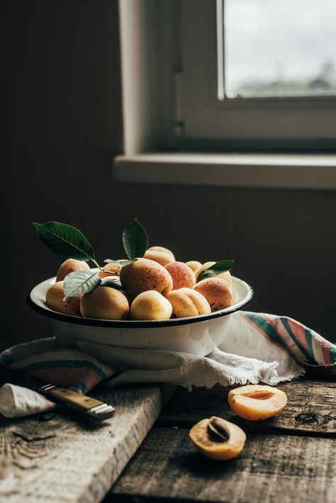 Healthy Food Chart, Food Photography Inspiration, Fruit Photography, God Mat, Food Photography Styling, Picky Eater Recipes, Beautiful Food, B & B, A Bowl