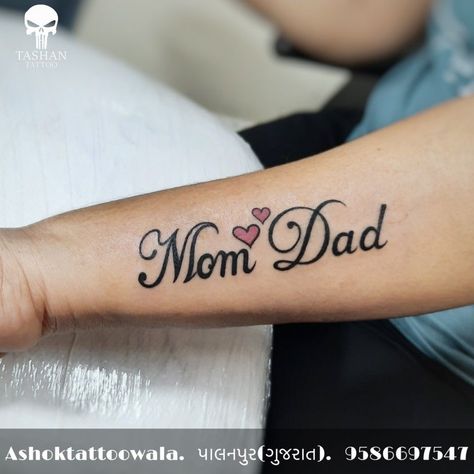 Mum And Dad Tattoos, Name Tattoos For Girls, Mom Dad Tattoo, Mom Dad Tattoo Designs, Mum Tattoo, Forever Tattoo, Dad Tattoo, Omerta Tattoo, Mom Tattoo Designs