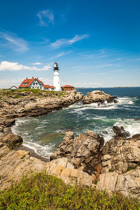 Portland Head Lighthouse Maine, Portland Maine Lighthouse, Travel Maine, Maine Landscape, Portland Head Lighthouse, Lighthouse Maine, Cape Elizabeth Maine, New England Coast, Maine Photography