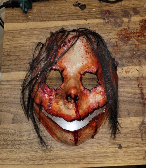 This guy is newly made and one of a kind, based a Momo mask this is a latex mask all hand-stitched and haired and painted to pop! Looks great in picks but even better in person! Perfect mask for hospital or psycho/patient haunted scene, possibly with straight jacket ;) Scary Masks Creepy, Momo Horror, Masks Creepy, Leatherface Mask, Scary Masks, Mask Creepy, Ed Gein, Mask Horror, Creepy Masks