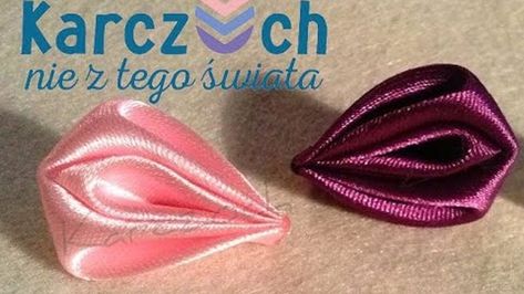 Japanese Kanzashi, Ribbon Flowers Diy, Ribbon Projects, Kanzashi Tutorial, Buat Pita, Ribbon Flower Tutorial, Fabric Origami, Satin Ribbon Flowers, Ribbon Sculpture