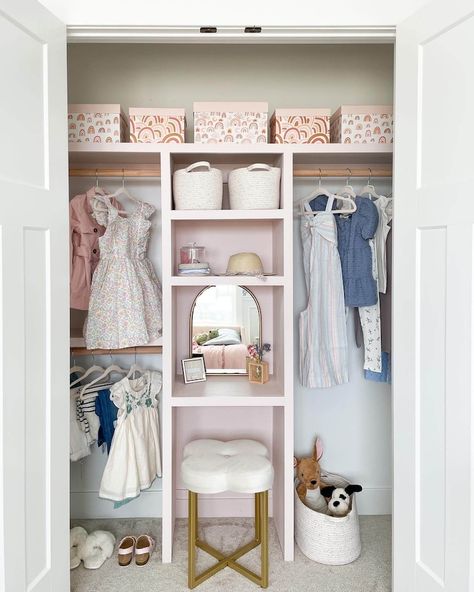 Kids Closet System, Easy Closet Shelves, Closet On A Budget, Small Closet Makeover, Girls Closet Organization, Diy Custom Closet, Standing Closet, Closet Built Ins, Built In Dresser