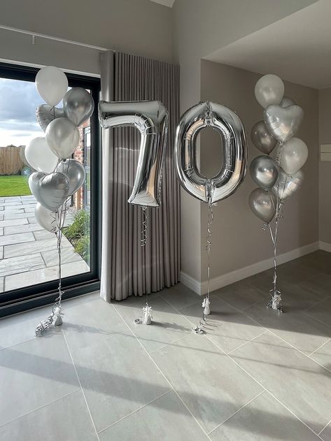 25 Balloon Bouquet, Silver Birthday Balloons, Silver Balloons, 25 Balloons Number, Silver Metallic Balloon Decor, Silver 17 Balloons, Silver Number Balloons, 50th Birthday Balloons, 90th Birthday Decorations