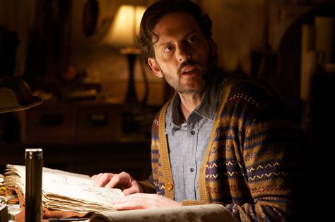 Monroe from Grimm, love his cuddly cardigans! Monroe Grimm, Silas Weir Mitchell, Grimm Series, Grimm Tv Series, Grimm Tv Show, Grimm Tv, Tv Doctors, Fictional Men, Hubba Hubba