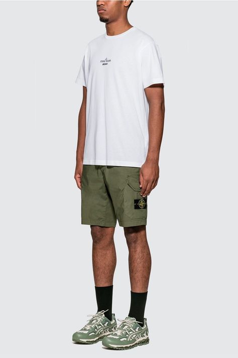 Stone Island Archivio T-Shirt "Lino Watro Camouflage" Release | HYPEBEAST Cargo Shorts Outfit, Stone Island Shorts, Cargo Short, Mens Fashion Streetwear, Shorts Cargo, Shorts Men, Fashion Streetwear, Stone Island, Sleeve Cotton