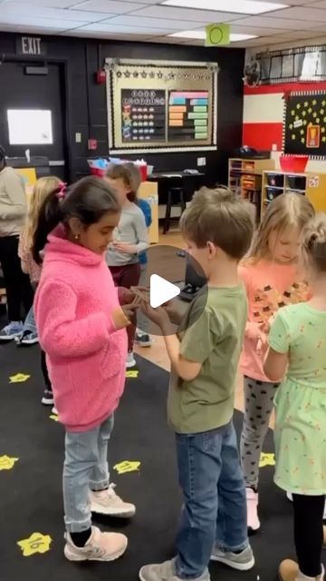 Sharyn Kish on Instagram: "Fluency Practice in #kindergarten! Each student in this group started off with a sentence stick. When the music stopped they partnered up and read their stick to each other. Then they traded sticks and put their hands up to let me know they were ready for another round. We repeated 5-6 times. This is a SKILL group (not my whole class) but you could definitely do this as a whole group activity. You can differentiate with #vocabulary words, #highfrequencywords, letter recognition etc… 

#kindergartenteacher #kindergartenactivity #phonics #reading #fluency #firstgrade #secondgradeteachers #prek #preschoolactivities #teachersofinstagram #teachersfollowteachers #homeschoolmom #explorepage @imse_og" Structured Literacy, Fluency Practice, Another Round, Phonics Reading, High Frequency Words, A Sentence, Reading Fluency, Letter Recognition, Group Activities