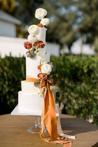 Wedding Cake With Florals, Event Florals, Luxury Florists, Outdoor Celebration, Floral Art Design, Scottsdale Wedding, Desert Design, Event Branding, Luxury Event