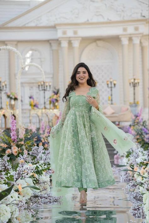 Mint green anarkali Green Organza Suit, Mint Green Anarkali, Organza Anarkali, Ladies Suit Design, Organza Kurta, Embroidery Green, Green Anarkali, Sharara Designs, Organza Suits