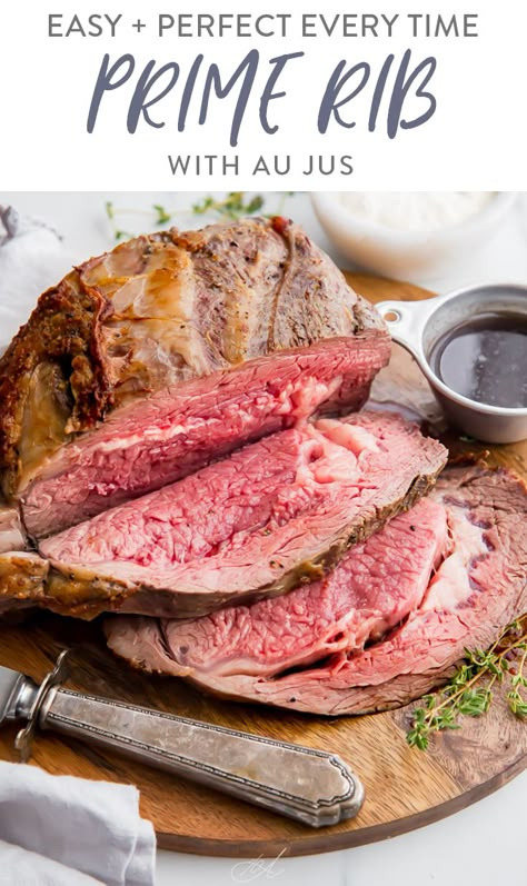 This easy prime rib recipe with au jus and *perfect* creamy horseradish sauce is perfect for the holidays! This easy prime rib recipe is truly just that: super easy, and it produces a perfect medium rare, tender roast that everyone will love. With an easy au jus and the most perfect creamy horseradish sauce I've ever tasted, this easy prime rib recipe also has options to make it a paleo prime rib or Whole30 prime rib, too - even the horseradish sauce! #primerib #christmasdinner #christmas #... Easy Prime Rib Recipe, Prime Rib Roast Recipe Ovens, Sous Vide Prime Rib, Easy Au Jus Recipe, Roast Beef Au Jus, Prime Rib Au Jus, Jus Recipe, Beef Au Jus, Au Jus Recipe