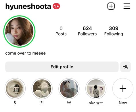 aesthetic instagram highlights idea Instagram Highlight Names, Aesthetic Instagram Highlights, Instagram Feed Tips, Insta Layout, Short Instagram Captions, Neat Casual Outfits, Insta Bio, Bio Ideas, Instagram Feed Ideas Posts