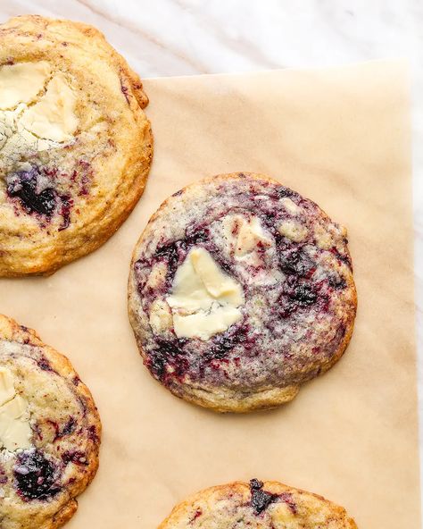 Blueberry White Chocolate Cookies, Blueberry White Chocolate Chip Cookies, Blueberry White Chocolate, Berry Desserts, Blueberry Season, Blueberry Chocolate, Blueberry Cookies, White Chocolate Chip, Giant Cookie