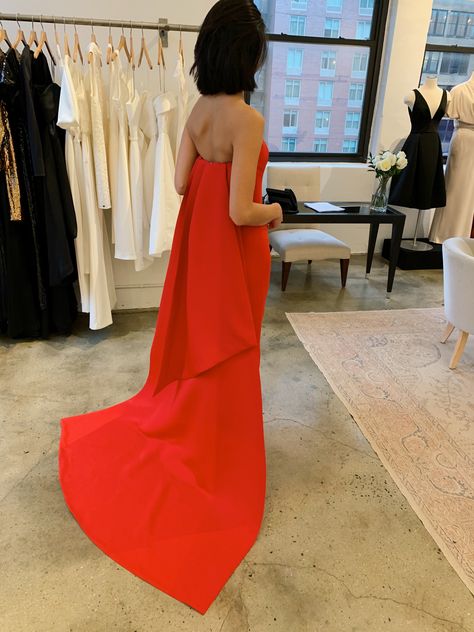 Faille strapless gown with column skirt and watteau streamer Peplum Gown, Strapless Evening Gowns, Cape Gown, Column Skirt, Chiffon Midi Dress, Strapless Gown, Bridal Fashion Week, Gowns With Sleeves, Little White Dresses