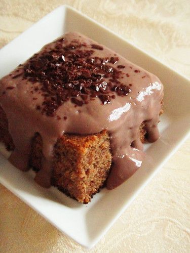 School Puddings, Jam Pudding, Cake And Custard, Chocolate Custard Recipe, School Desserts, Bear Baking, Quick Puddings, Custard Dessert Recipes, School Cakes