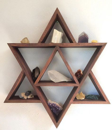 BOOM DIY BOOM IDEA | 287.Awesome New Ideas Wood Working Creative Design😍 | Facebook Shelf Design Ideas, Wooden Shelf Design, Small Space Interior Design, Crystal Shelves, Home Decor Shelves, Jewish Star, Decorating Farmhouse, Regal Design, Wall Shelves Design