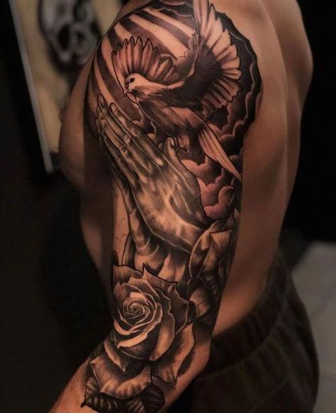 Christian Half Sleeve, Half Sleeve Tattoo Upper Arm, Upper Arm Tattoos For Guys, Religious Tattoo Sleeves, Upper Shoulder Tattoo, Tattoos Christian, Tattoos Cool, Christian Sleeve Tattoo, Quarter Sleeve Tattoos