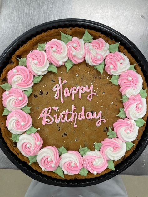 Simple Cookie Cake Designs, Message Cookies, Big Cookies, Cake Treats, Cake Designs For Girl, Cookie Cake Decorations, Cookie Cake Designs, 14th Birthday Cakes, Cakes Decorated